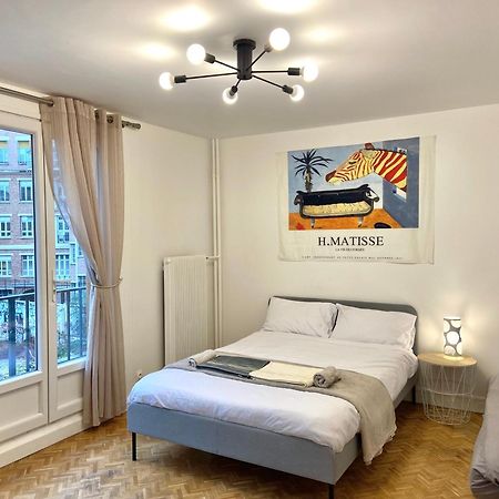 Apartamento Paris: Agreable Chambre D'Un Grand Artiste Exterior foto