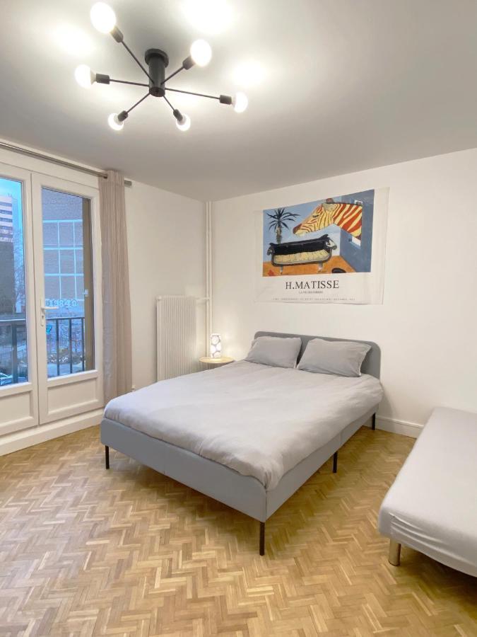 Apartamento Paris: Agreable Chambre D'Un Grand Artiste Exterior foto